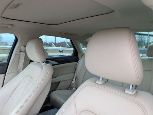 Used 2019 Lincoln MKZ Reserve image 15