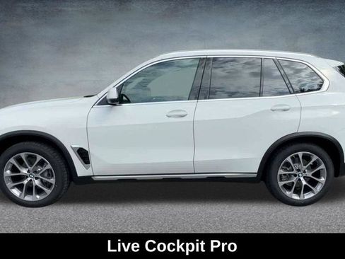 Used 2024 BMW X5 xDrive40i w/ Premium Package AWD/4WD image 14