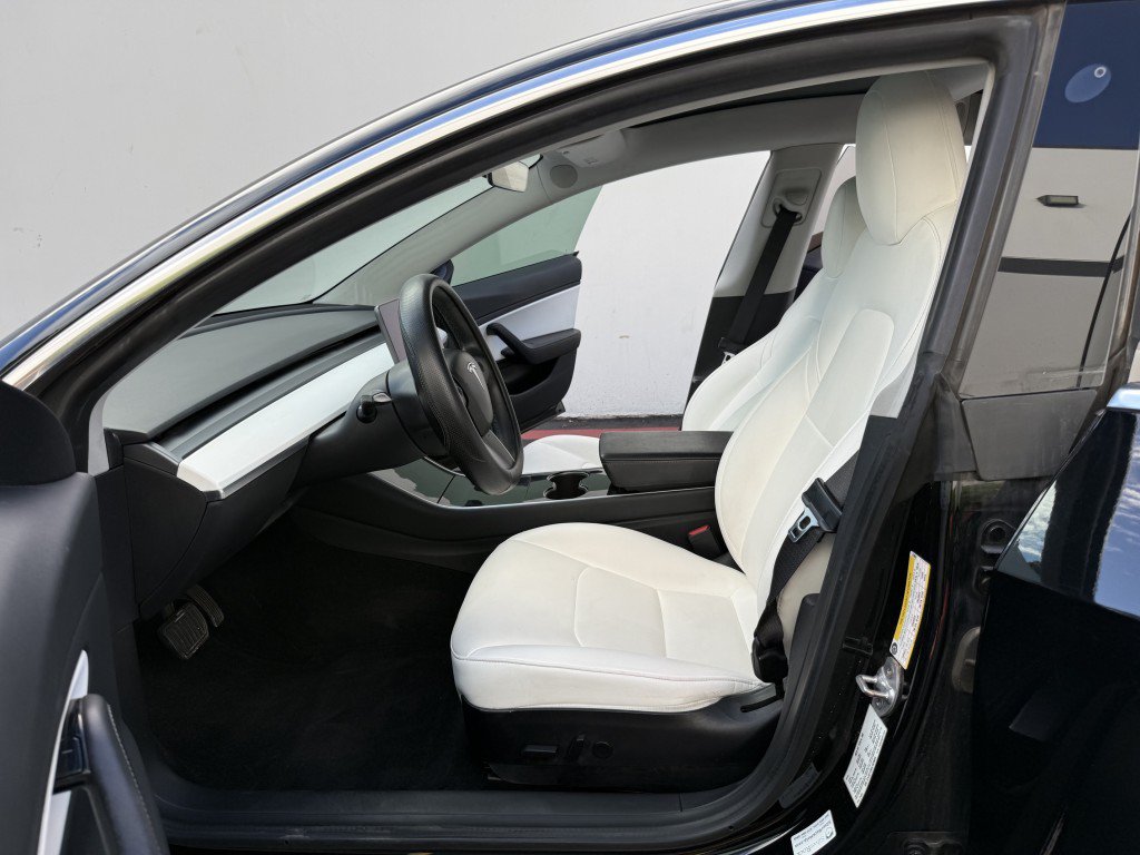 Used 2020 Tesla Model 3 Long Range AWD/4WD image 11