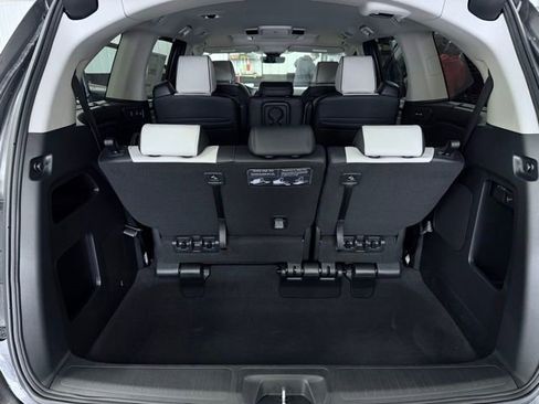 New 2026 Honda Odyssey Elite image 11