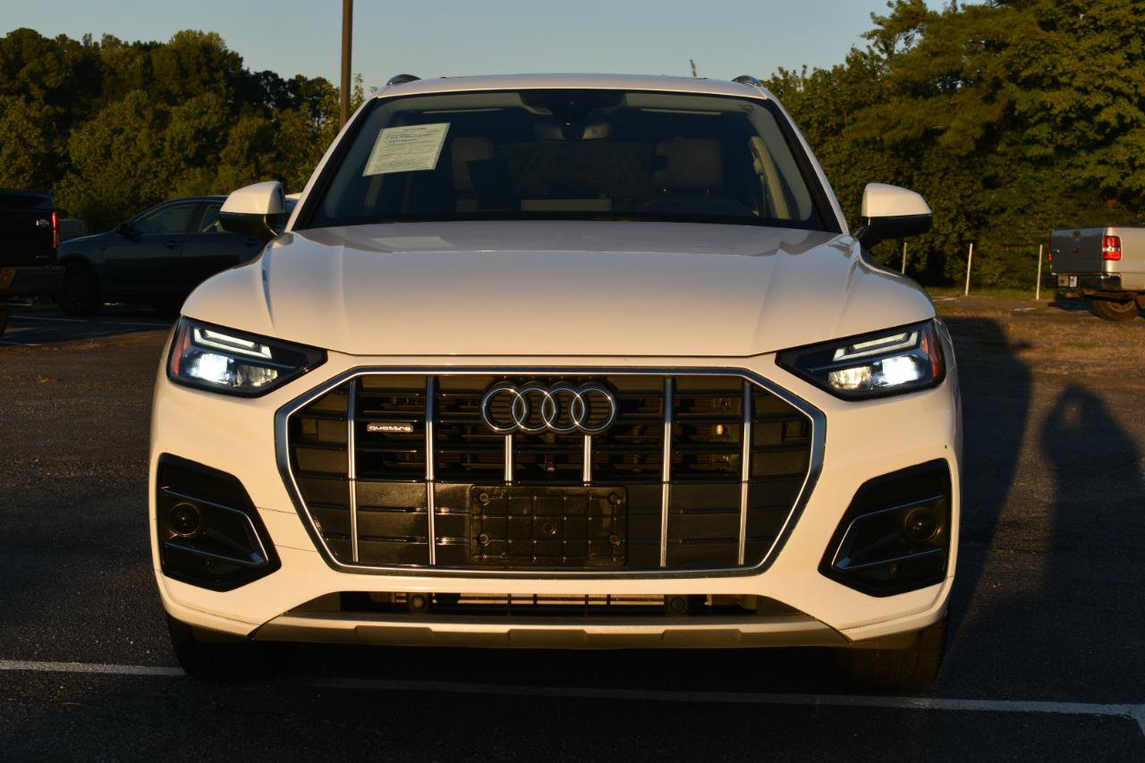 Used 2021 Audi Q5 2.0T Premium w/ Convenience Package AWD/4WD image 3
