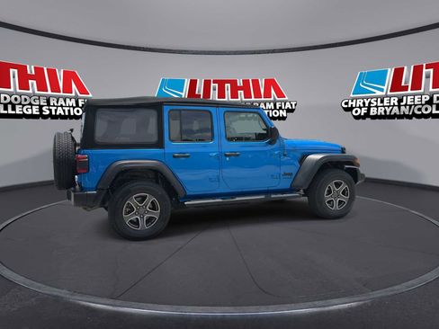 Used 2022 Jeep Wrangler Unlimited Sport AWD/4WD image 8
