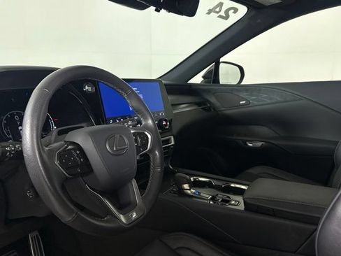 Used 2024 Lexus RX 350 F Sport w/ Convenience Package AWD/4WD image 4