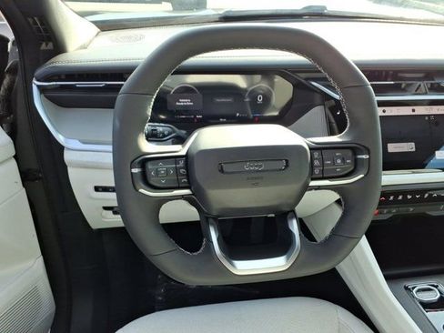 New 2026 Jeep Cherokee Laredo AWD/4WD image 5