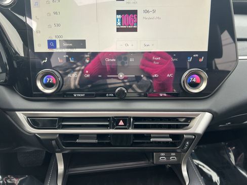 Used 2025 Lexus RX 350 Premium image 20