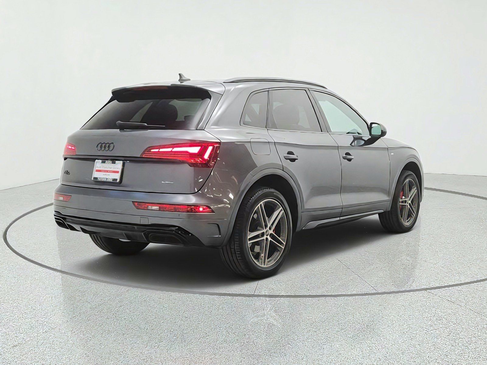 Used 2024 Audi Q5 e Premium Plus w/ Premium Plus Package AWD/4WD image 5
