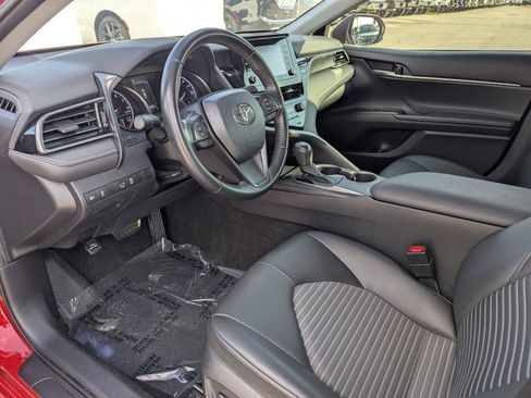 Used 2021 Toyota Camry SE image 22