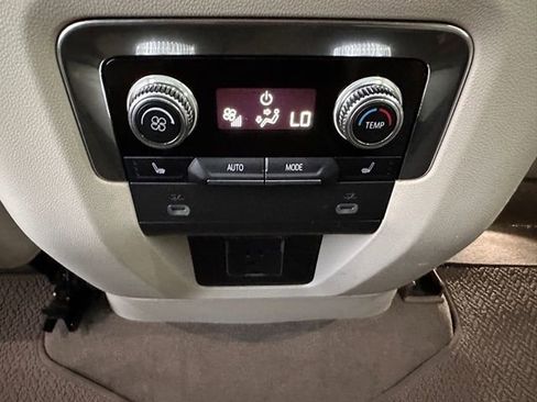 Certified 2023 GMC Yukon Denali w/ Max Trailering Package image 18