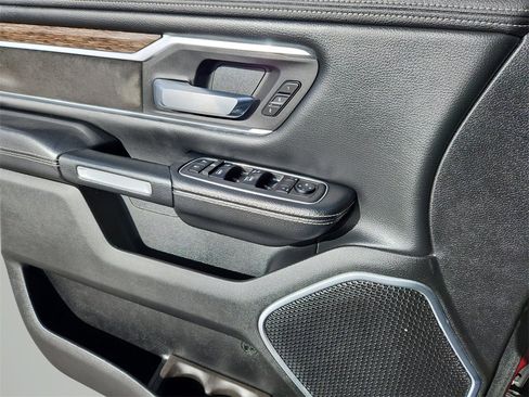 Used 2019 RAM 1500 Laramie image 7