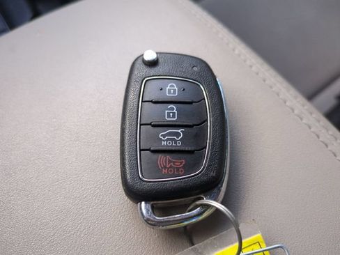 Used 2020 Hyundai Tucson SE AWD/4WD image 32