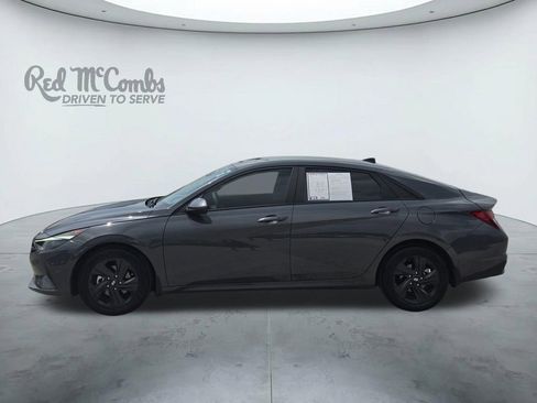 Used 2023 Hyundai Elantra SEL FWD image 2