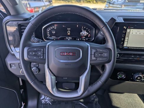 Used 2024 GMC Sierra 1500 Elevation image 25