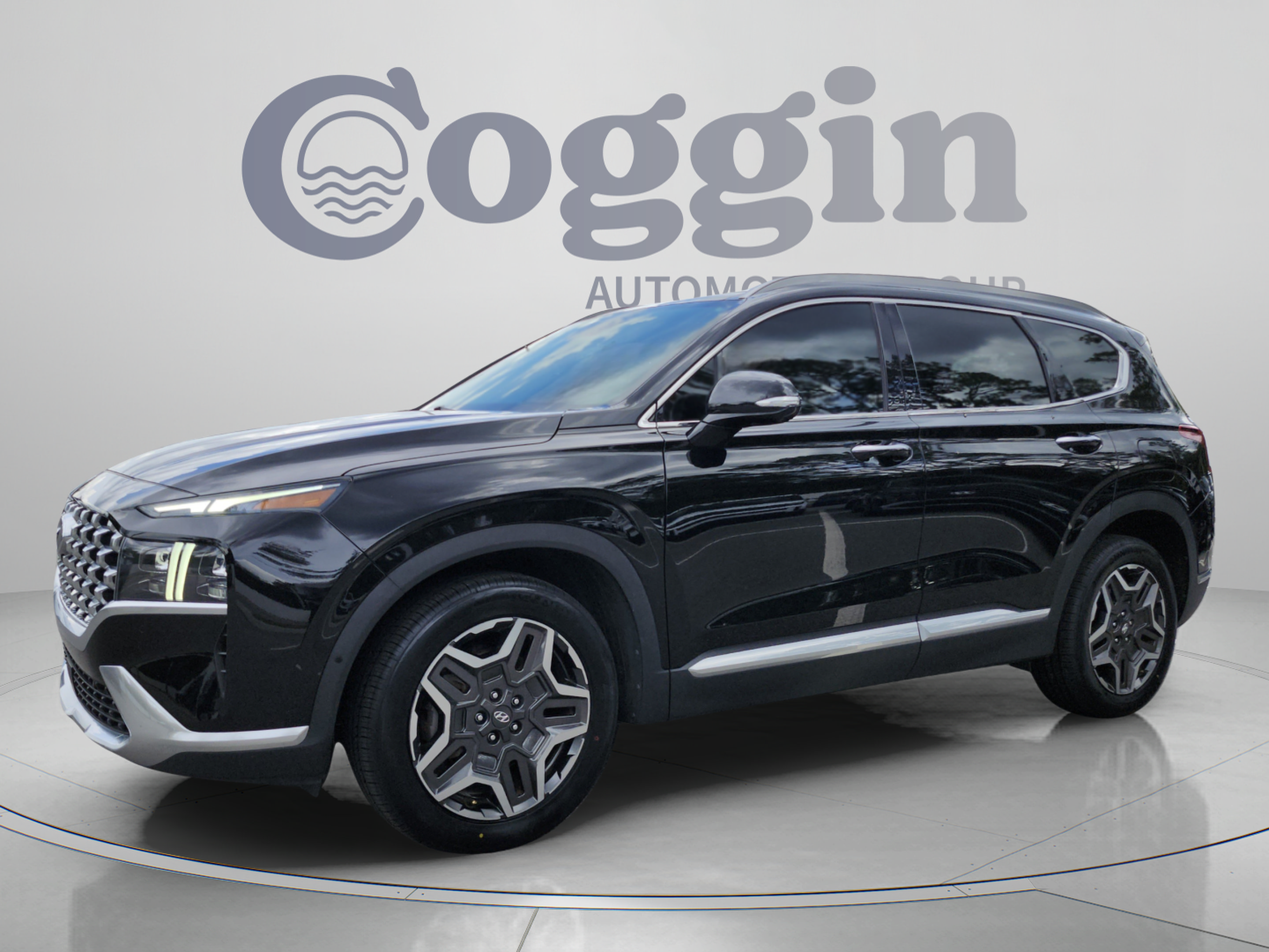 Certified 2021 Hyundai Santa Fe Limited FWD image 2