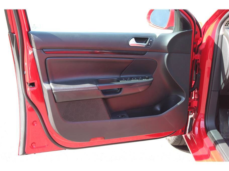 Used 2014 Volkswagen Jetta TDI FWD image 7