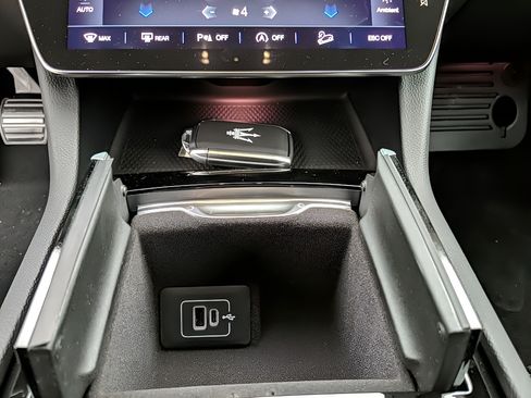 New 2023 Maserati Grecale GT AWD/4WD image 25
