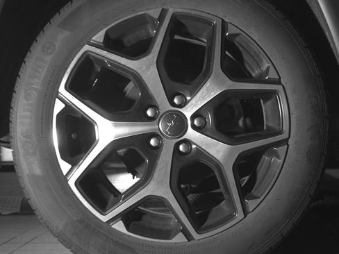 Used 2025 Jeep Compass Limited image 15