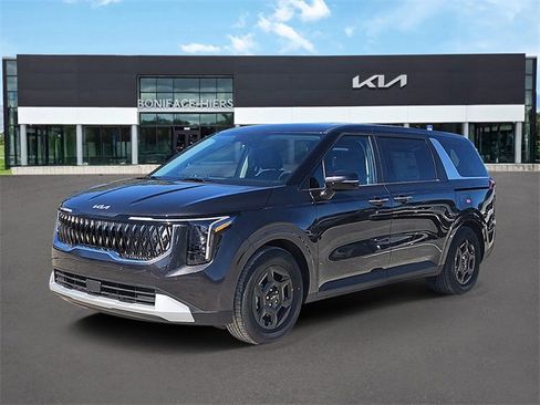 New 2026 Kia Carnival LXS image 2