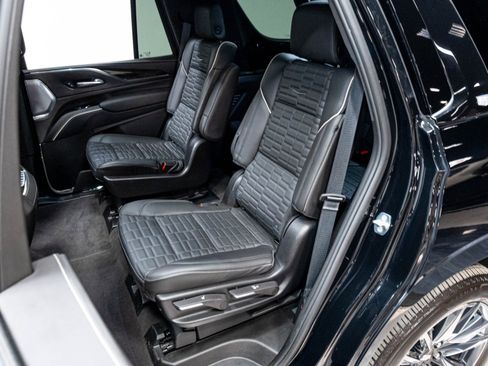 Used 2024 Cadillac Escalade Sport Platinum AWD/4WD image 36