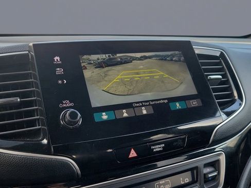 Used 2023 Honda Passport Elite image 16