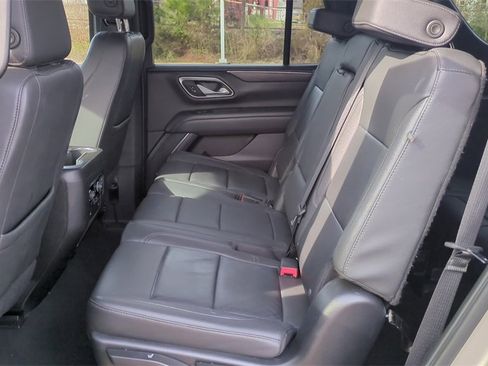 Used 2023 Chevrolet Tahoe LT image 13