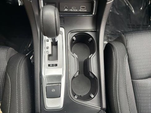 Used 2023 Subaru Ascent Premium w/ Convenience Package image 47