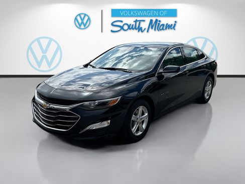 Used 2024 Chevrolet Malibu LS image 3