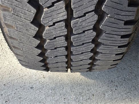 Used 2024 Ford F250 Limited image 11