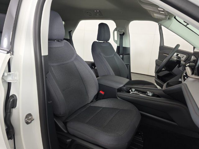 Used 2026 Ford Explorer Active AWD/4WD image 28