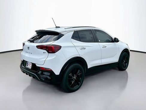 Used 2024 Buick Encore GX Sport Touring FWD image 6