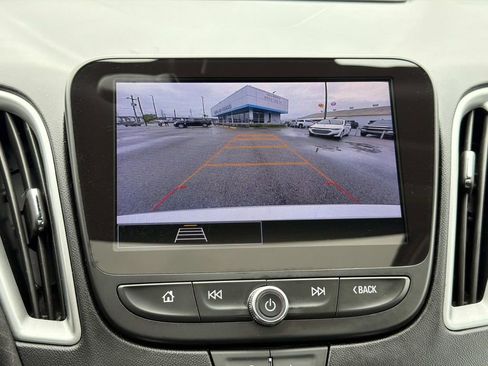 Used 2023 Chevrolet Malibu LT FWD image 27
