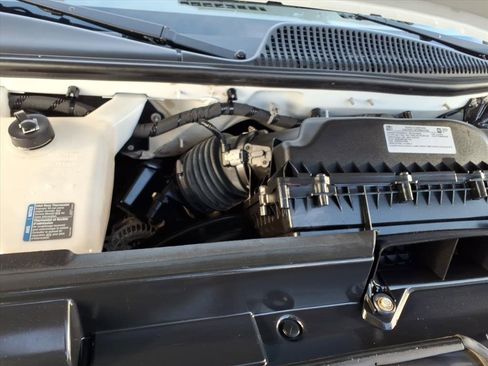 Used 2021 GMC Savana 3500 Extended w/ Power Convenience Package image 28