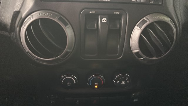 Used 2017 Jeep Wrangler Sport AWD/4WD image 15