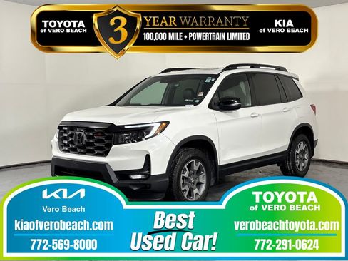 Used 2023 Honda Passport TrailSport image 1