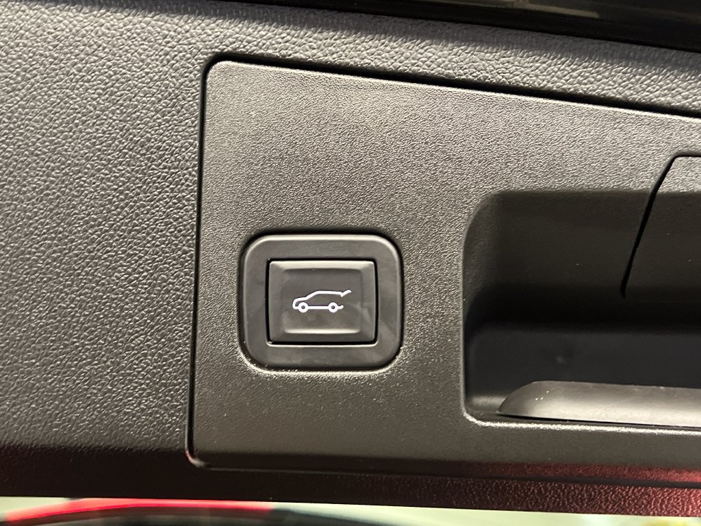 Used 2024 Cadillac XT4 Sport AWD/4WD image 47