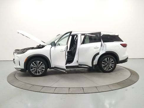 Used 2026 INFINITI QX60 Luxe FWD image 13