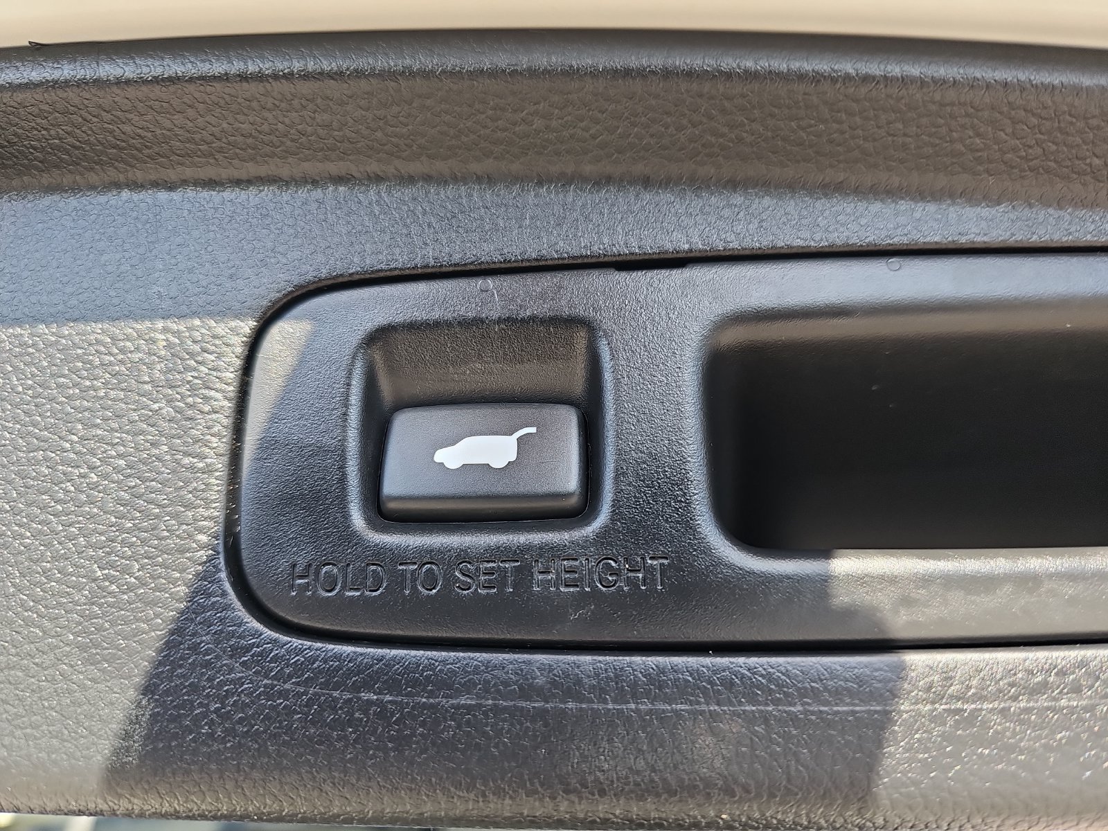 Used 2024 Honda CR-V EX-L image 13