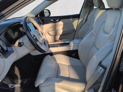 Used 2019 Volvo XC60 T6 Inscription w/ Protection Package Premier image 17