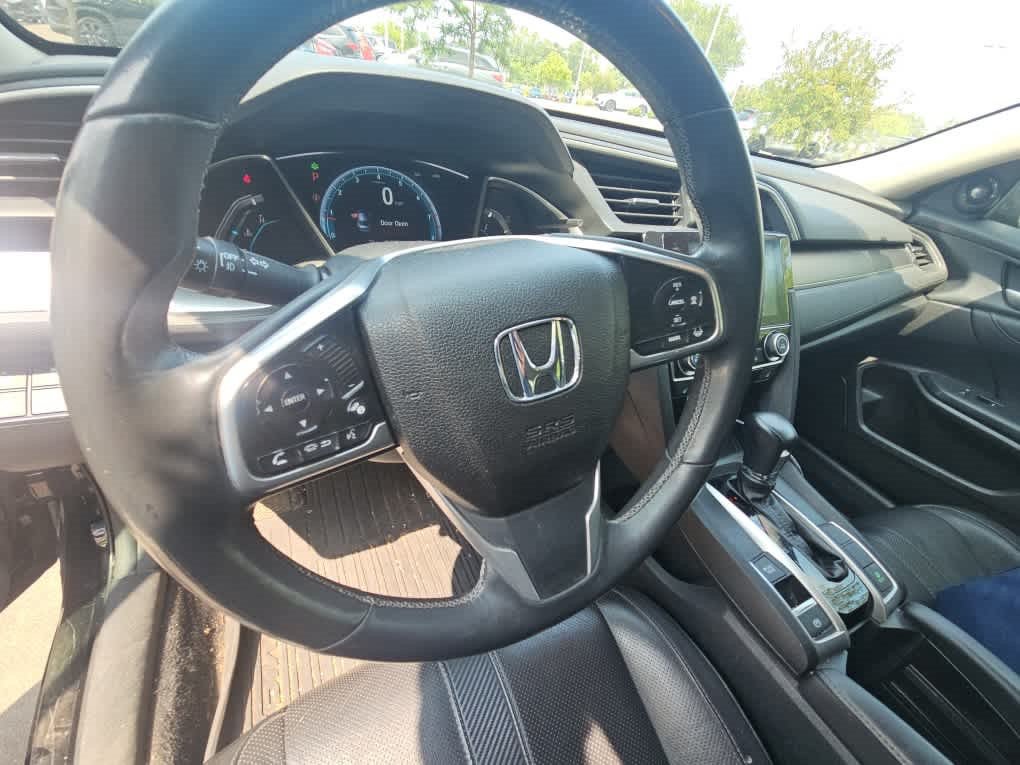 Used 2016 Honda Civic Touring image 7