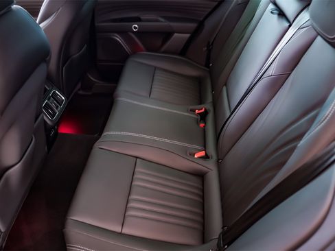 New 2025 Maserati Grecale GT image 30