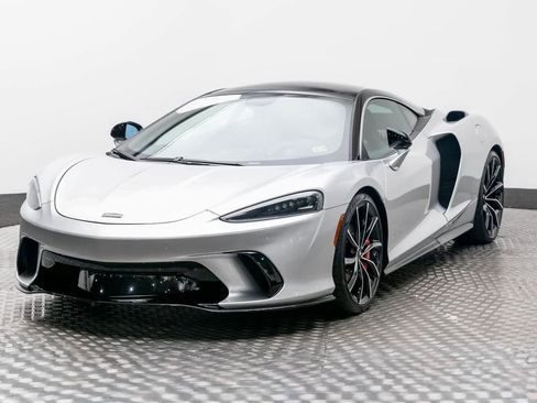 New 2025 McLaren GTS image 1