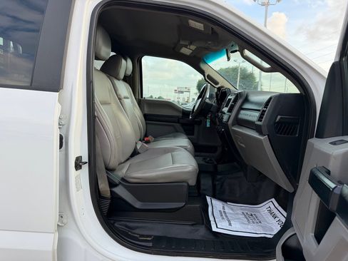 Used 2018 Ford F350 XL w/ Power Equipment Group AWD/4WD image 18