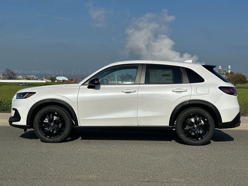 New 2026 Honda HR-V Sport image 7