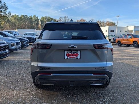 New 2026 Chevrolet Equinox ACTIV w/ Safety and Technology Package image 3