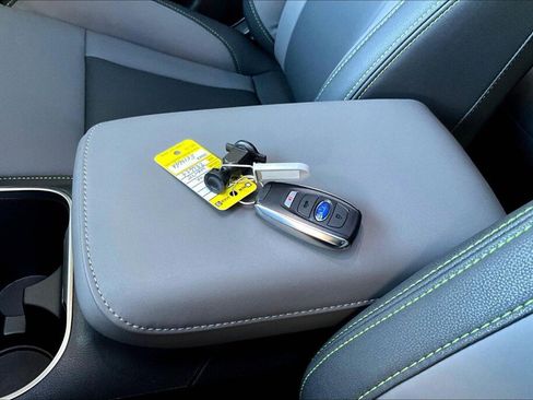 Certified 2025 Subaru Outback Onyx Edition w/ Tech Package 2 image 18