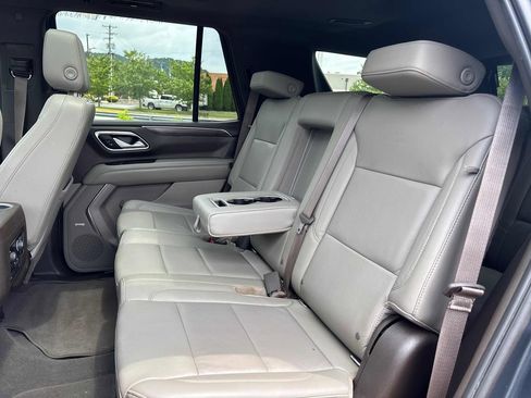 Used 2021 Chevrolet Tahoe Z71 w/ Z71 Signature Package AWD/4WD image 26