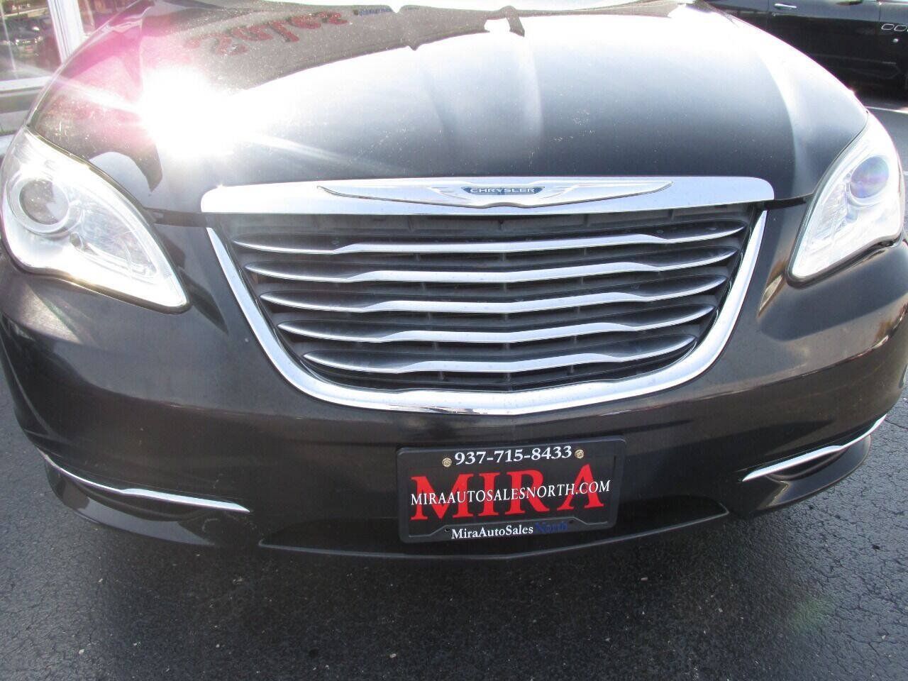 Used 2013 Chrysler 200 Touring FWD image 39