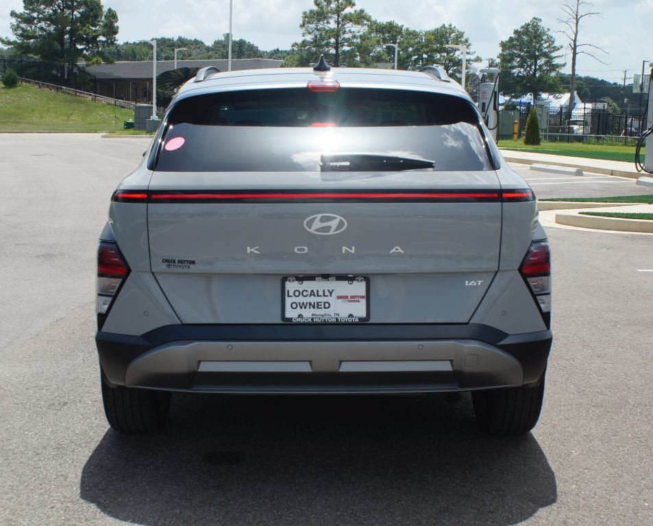 Used 2026 Hyundai Kona Limited FWD image 3