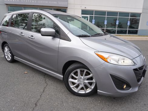Used 2012 MAZDA MAZDA5 Touring w/ Moonroof & Audio Pkg image 1