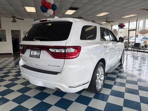 Used 2016 Dodge Durango Citadel w/ Technology Group RWD image 7