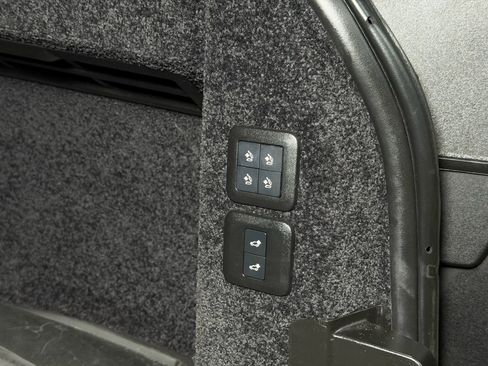 Used 2020 Land Rover Range Rover HSE AWD/4WD image 16